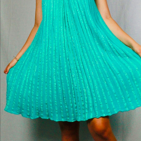 A Turquoise / Gold Shimmer Dress - Picture 4 of 5